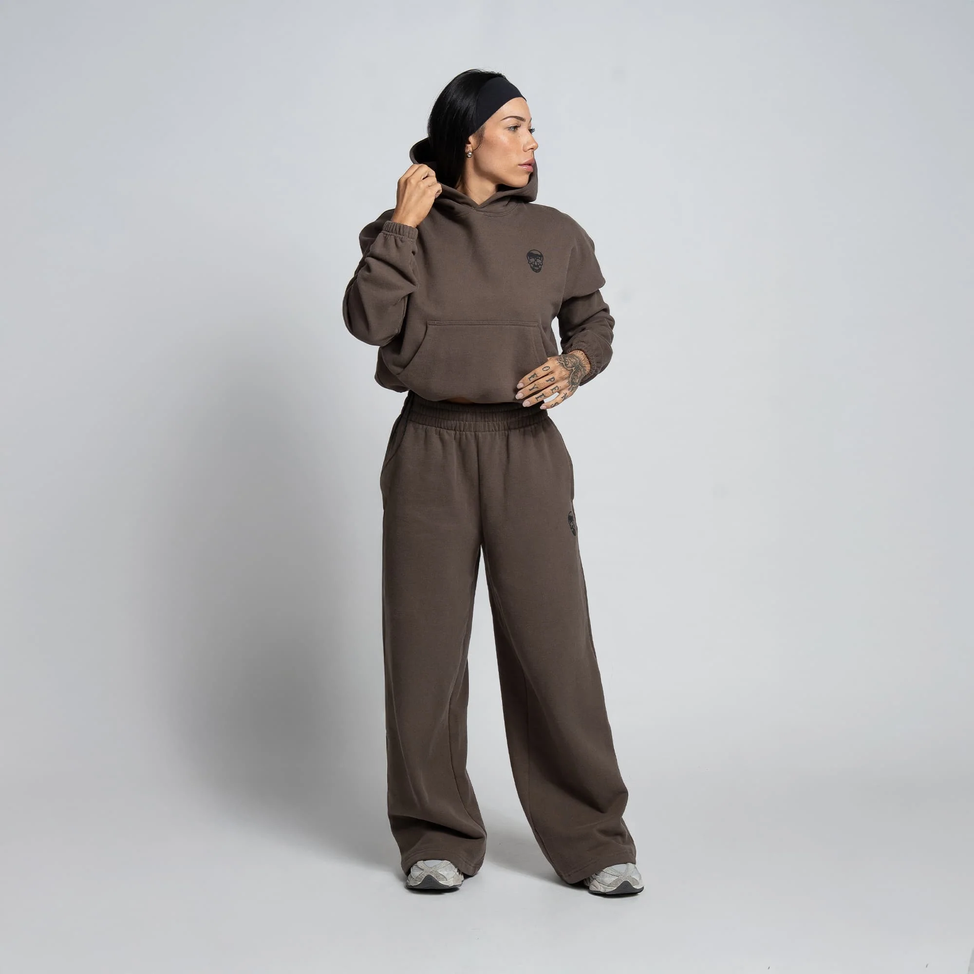 Heavyweight Cropped Hoodie - Image 25